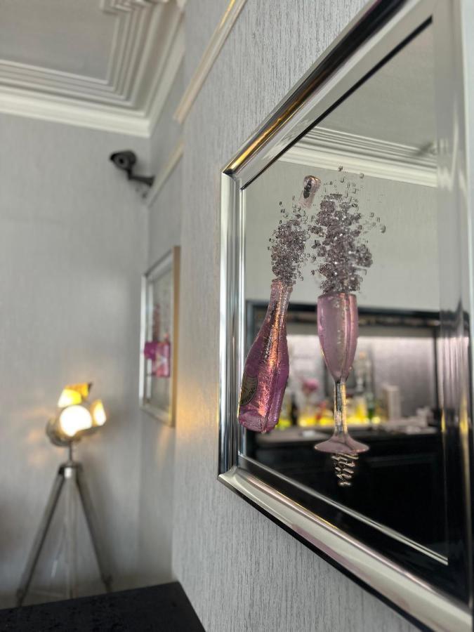 Mayfair Hotel Blackpool Eksteriør billede